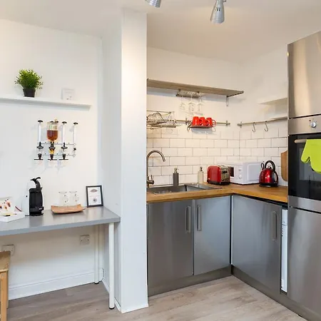Modern Loft Grand Central-3