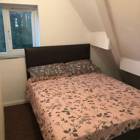 Treetops Flat2 Hall Green B28-2