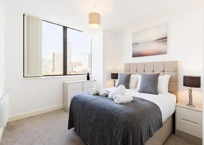 Kcs Luxury Apartment - Broad Street Birmingham