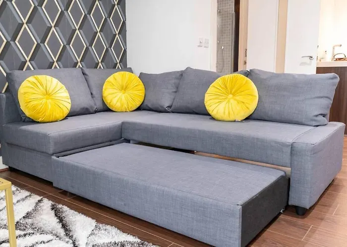 Birmingham City Centre 2Bed - With Balcony & Parking