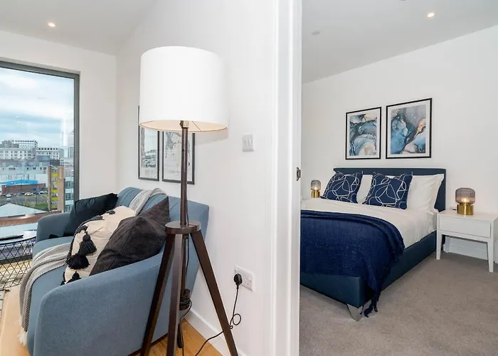 Deluxe 1 Bedroom Stylish Apartment - City Centre Birmingham