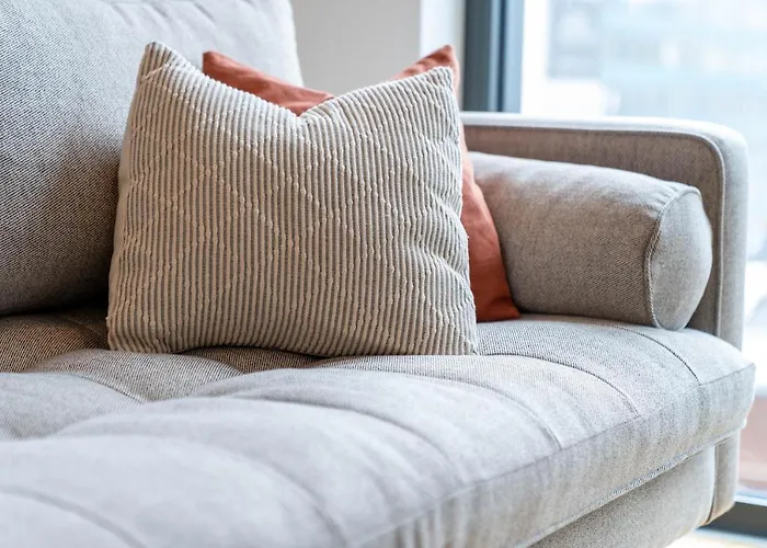 Luxe 1 Bedroom Comfy Apartment - City Centre Birmingham