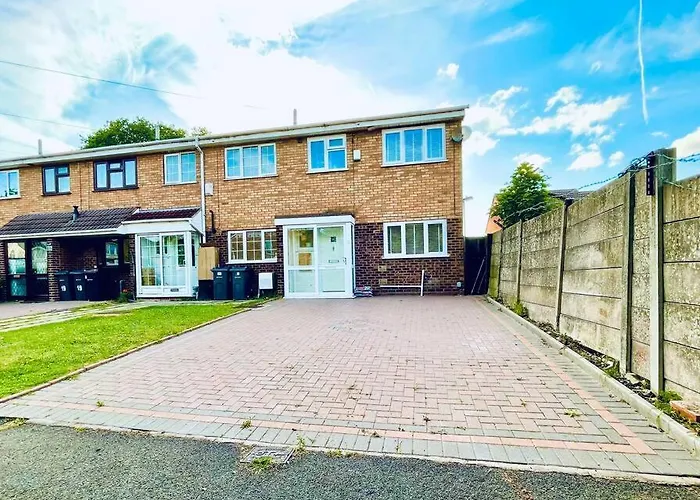 Mayfair Place - Cosy 3 Bedroom House With Free Parking Birmingham