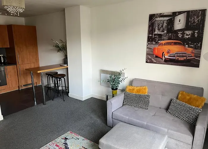City Centre 1 Bed Apartment With Free On Site Parking With Cctv By Lets Relocations Birmingham