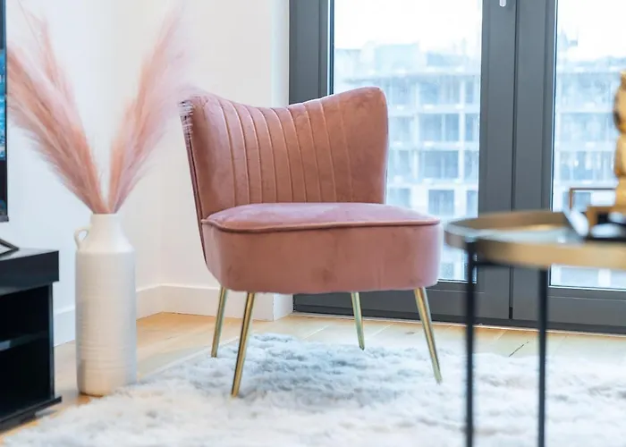 Candy Suite - 5 Mins To Bullring Mall And New Street Station Birmingham