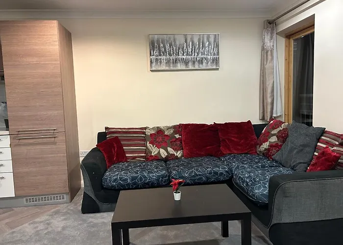 2 Bedroom Apartment City Centre Birmingham