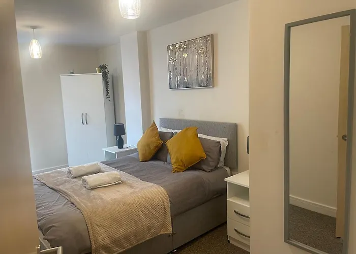 Stylish Two Bed In The Heart Of The City Birmingham