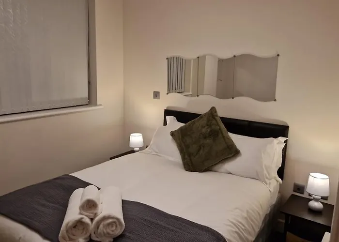 Birmingham Amethyst, 3 Bedroom Apartment