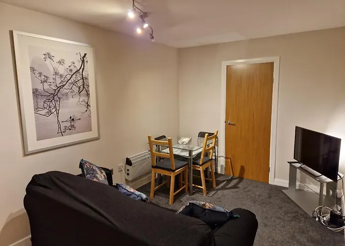 Birmingham Ruby 2-Bedroom Apartment City Centre
