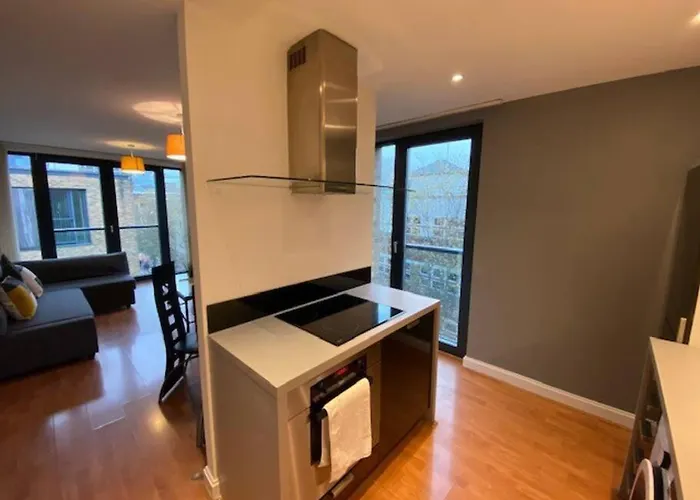 Superb 1 Bedroom Serviced Apartment In City Centre Birmingham