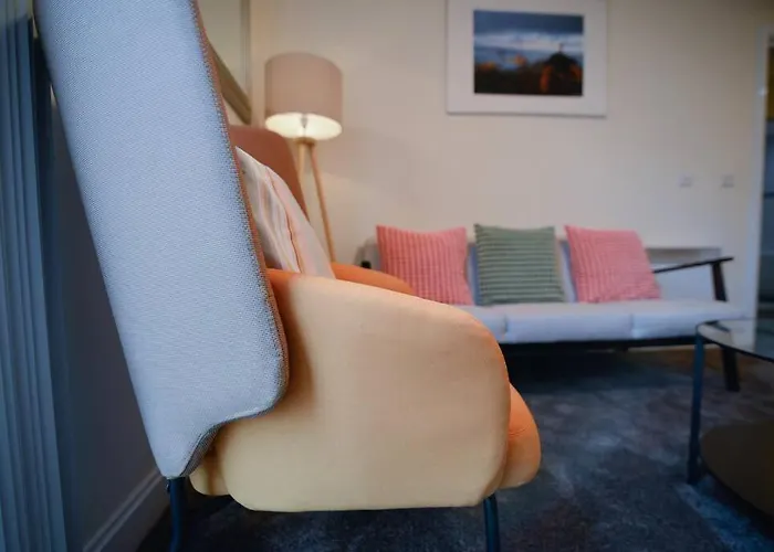 Stylish One Bedroom Apartment In Birmingham City Centre
