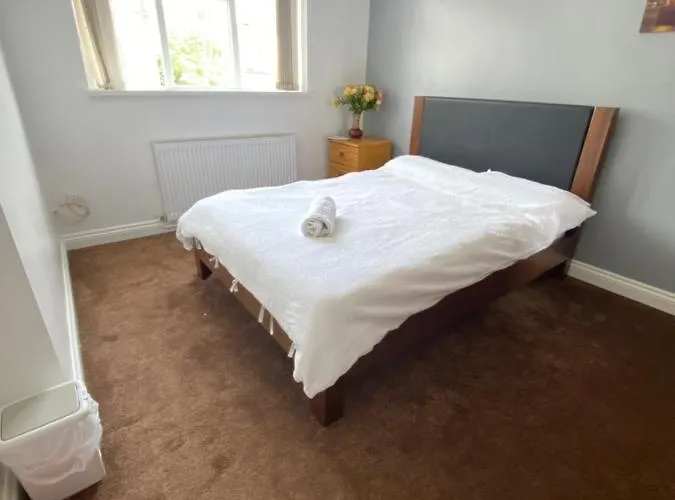 Budget Private Rooms Close To City Centre And Airport Birmingham