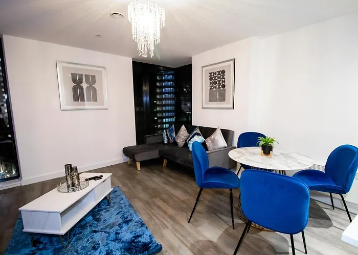 Beautiful Place - 2 Bedroom Apartment On Broad Street Birmingham