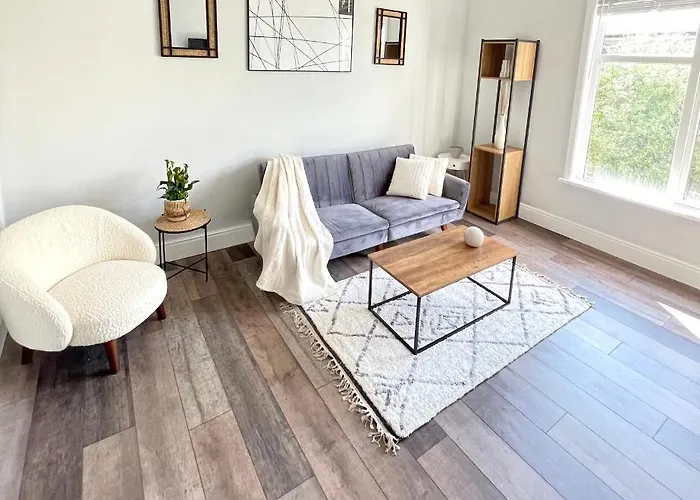 Modern 2 Bed Flat In Moseley Apartment Birmingham