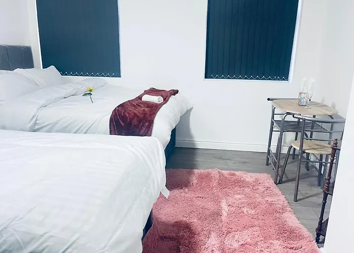 1 Bed Apartment With 2 Beds 1 Double Plus 1 Single Birmingham