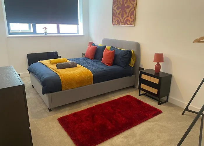 Modern City Centre Apartment Birmingham