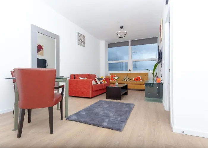 One Bedroom Apartment Serviced Apartment Smethwick Flat 313 Birmingham