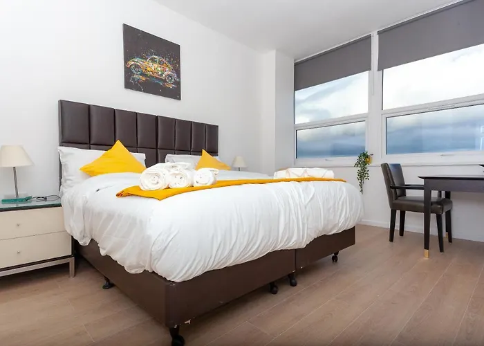 One Bedroom Serviced Apartment Smethwick Flat 310 Birmingham