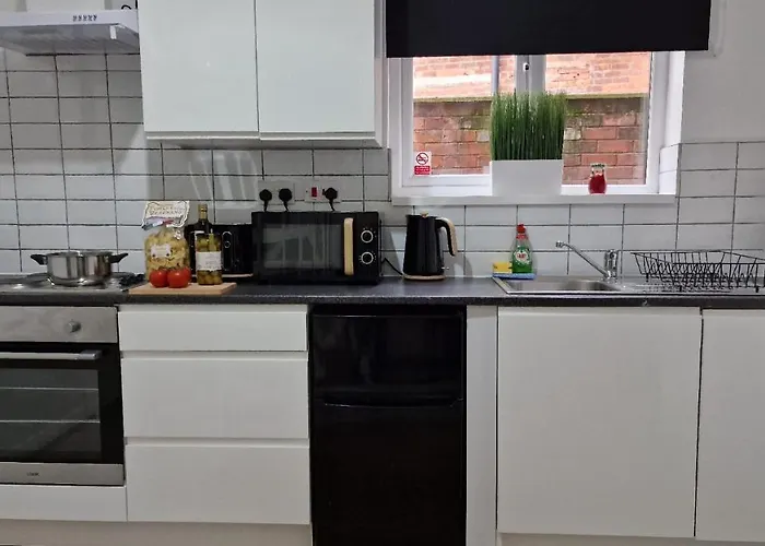 Studio City Getaway Apartment Birmingham