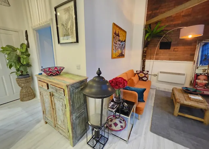 Characteristic Loft Style Apartment Birmingham