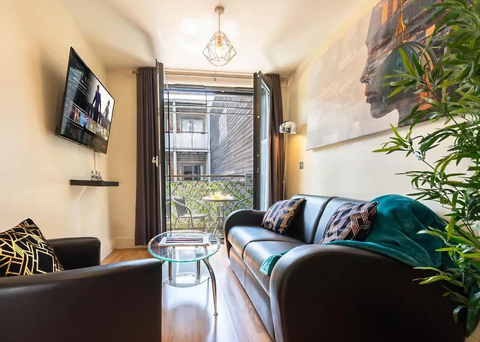 City Centre Apartment - China Town - Balcony - Secure Parking - Arcadian - 16Arc Birmingham