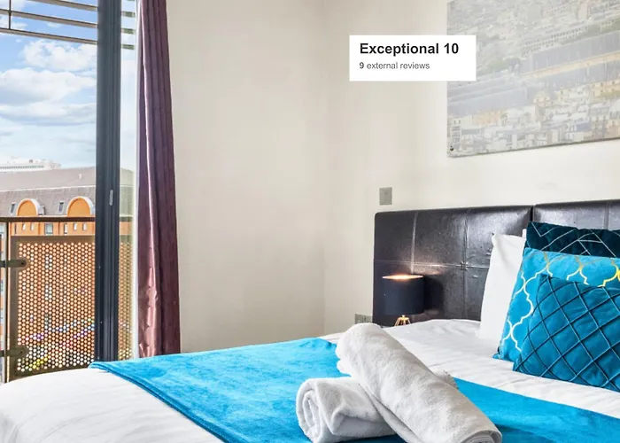 Chinatown - One Bed - Balcony - Secure Parking - Fast Wifi - Birmingham City Centre - 49A