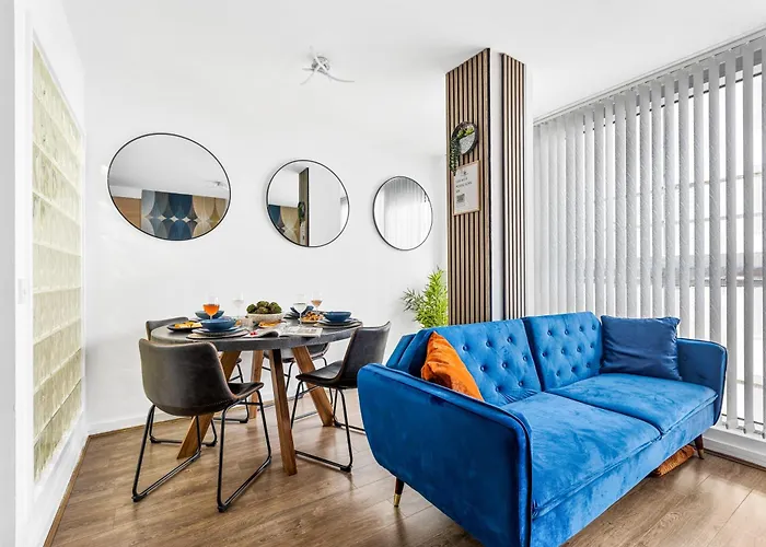 Bullring Lux Suite, New Street Free Netflix - Free Secure Parking- Sleeps 6 Birmingham