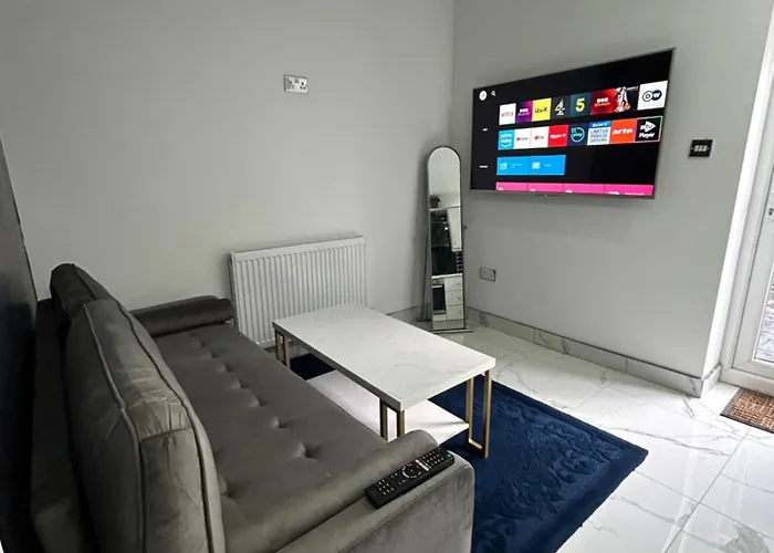 Peaceful Studio - Near Nec, Bhx Airport. Birmingham