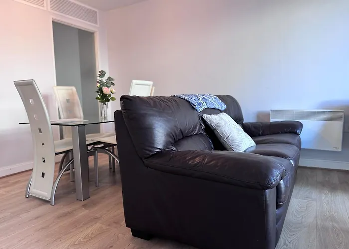 Luxe Heights Nest Apartment Birmingham
