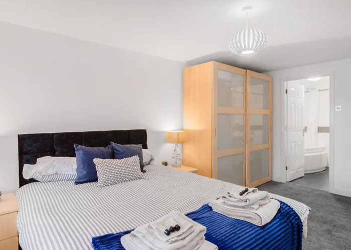 The Lodge - Exquisite 2 Bed With Ensuite Birmingham