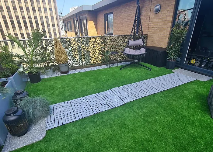 Luxury 9Ine Penthouse With Garden & Jacuzzi Apartment Birmingham