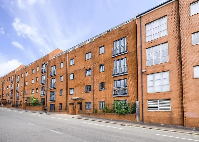 City Centre Apartment Jewellery Quarter Birmingham