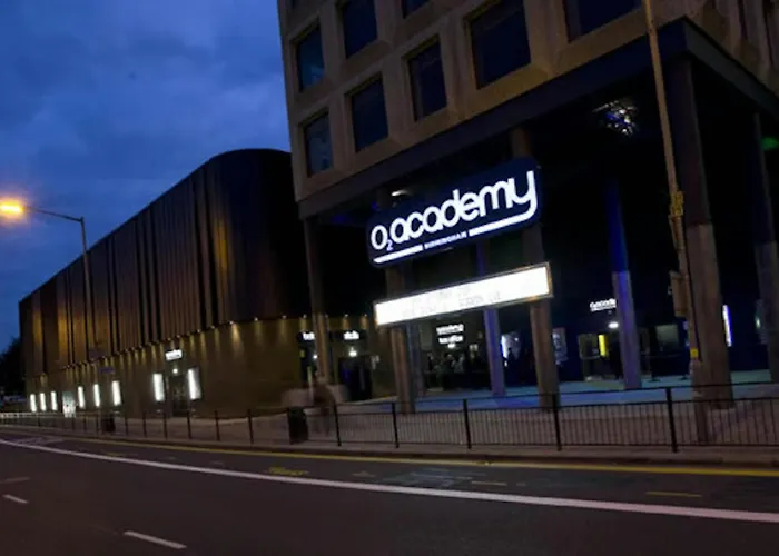 Birmingham City Centre - 3 Bed Apartment