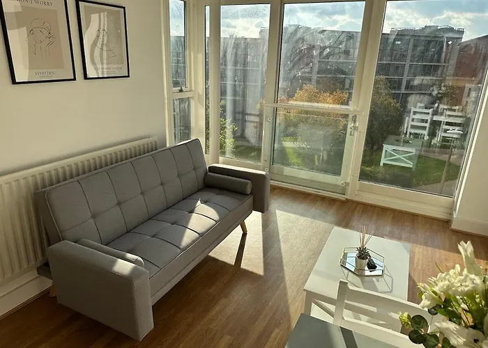 Luxury 1 Bedroom Apartment - City Centre - Balcony - Near O2 Academy Birmingham