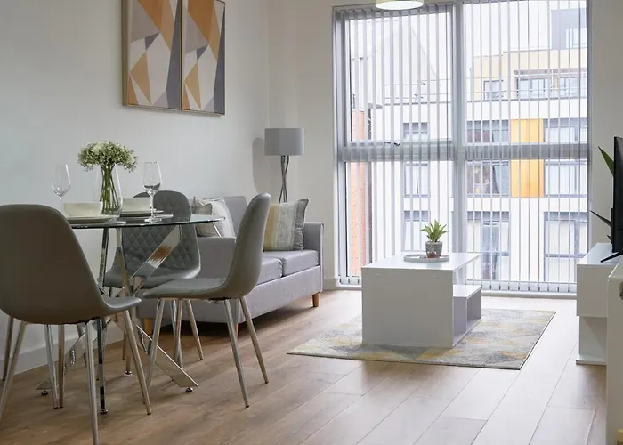 Luxurious Central Apartment - Smart Tv - Fast Wifi - Near Utilitia Arena Birmingham