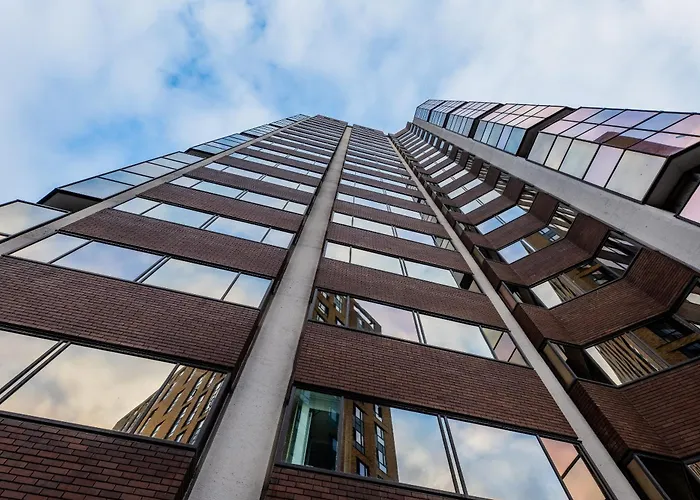 Metropolitan House, 1 Hagley Road Apartment Birmingham