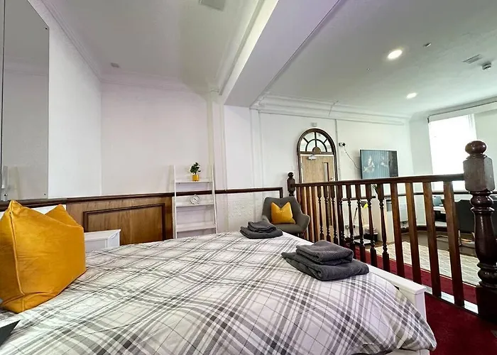 Modern Haven In Dudley With Free Parking! Apartment Birmingham