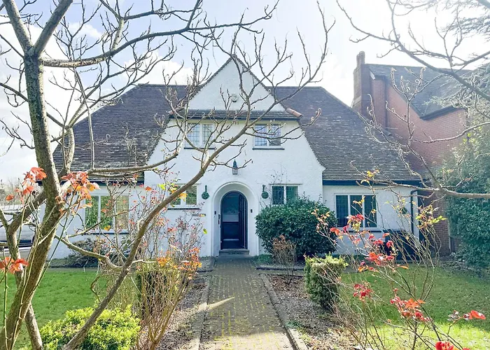 Large 8 Bedroom House In Edgbaston Birmingham