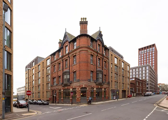 Charles Hope Birmingham Centre Apartment
