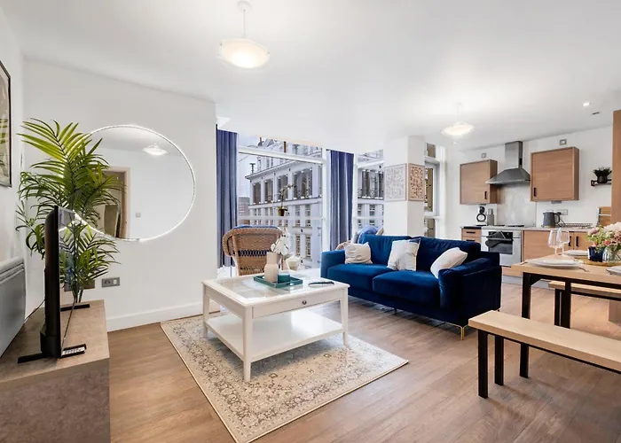 Ultra Stylish 2 Bedroom Apt Centrally Located Birmingham