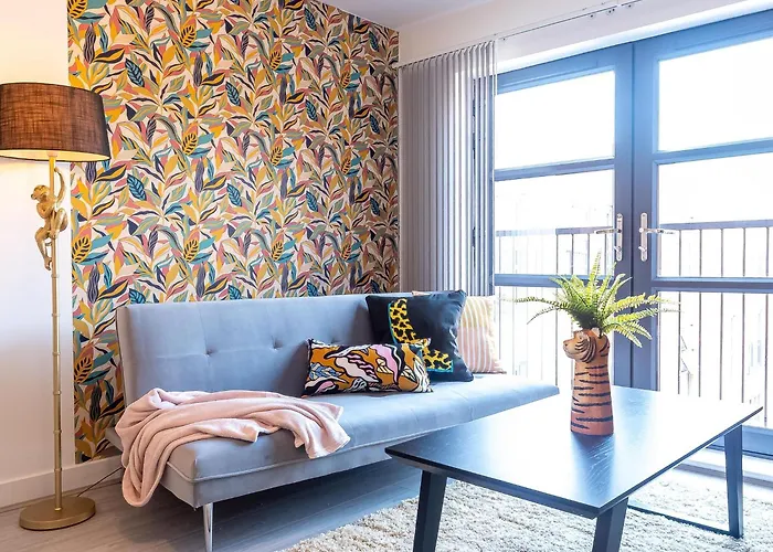 Pristine 1 And 2 Bedroom Apartments Near Business District By Belvilla Birmingham