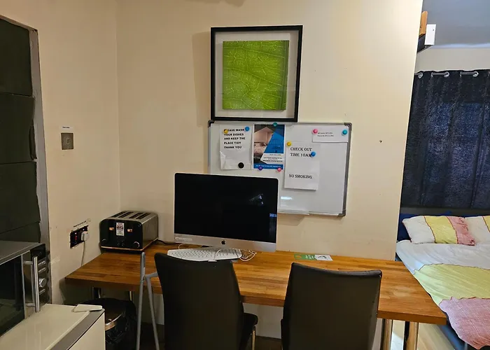Umbrella Properties Private Apartment Birmingham