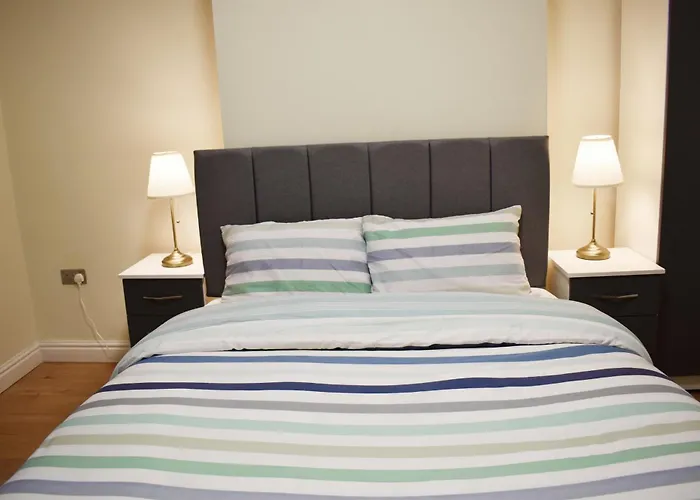 Birmingham City Centre Room In Edgbaston Near Stadium, Free Parking