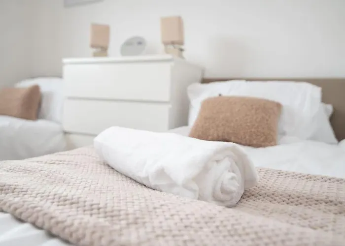 Casa Grey Home Away From Home Birmingham