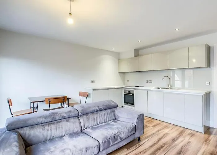 Deluxe Shortlet Apartment Birmingham