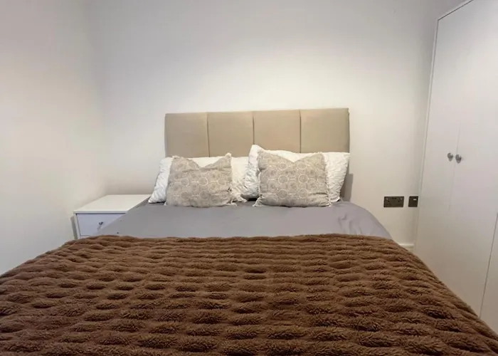 Deluxe Shortlet Apartment Birmingham