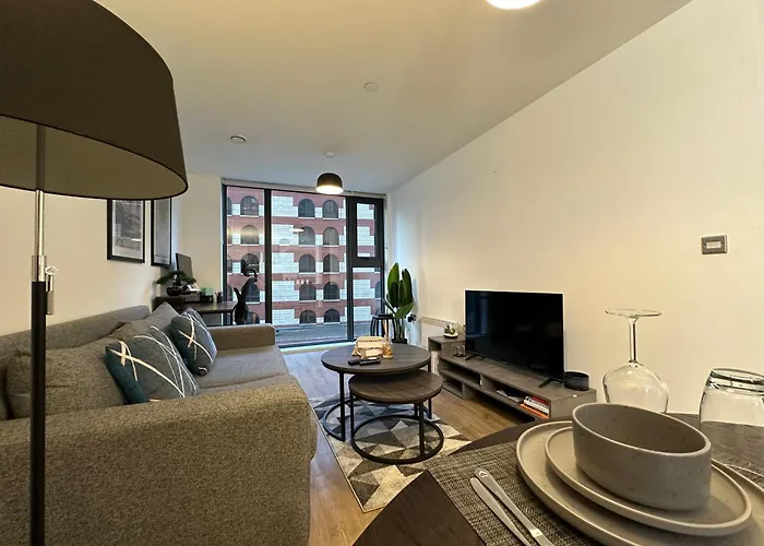 Cozy City Centre Apartment With Free Gym And Free Coffee Birmingham