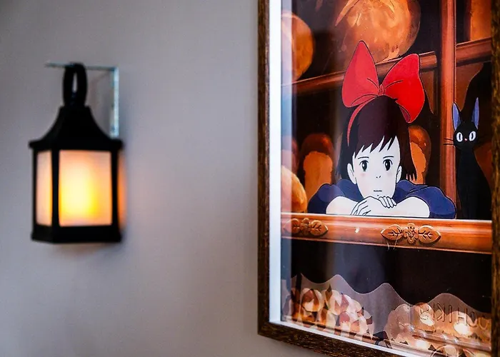 Anime Courtyard In Central And Free Parking With Netflix Birmingham