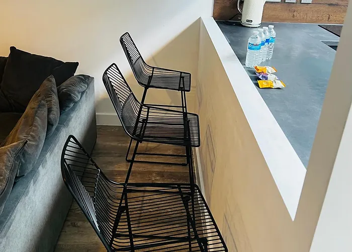 Luxurious 1-Bedroom With Parking Birmingham