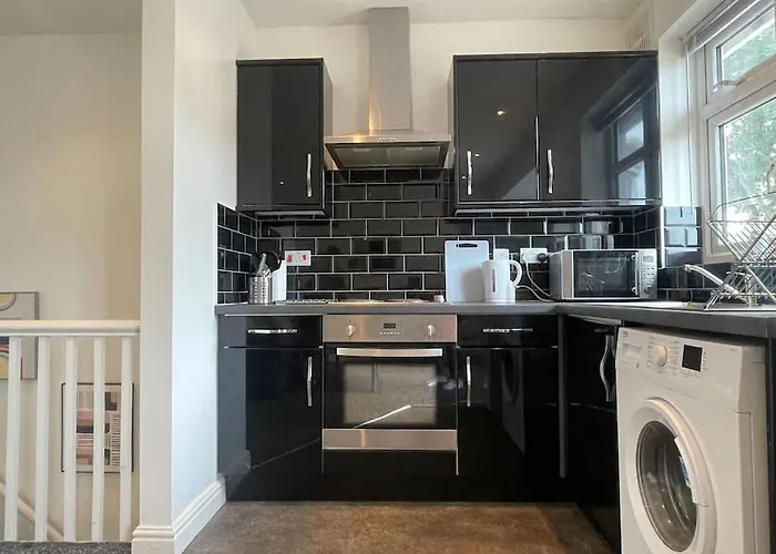 Kingsbury Apt 2 Birmingham